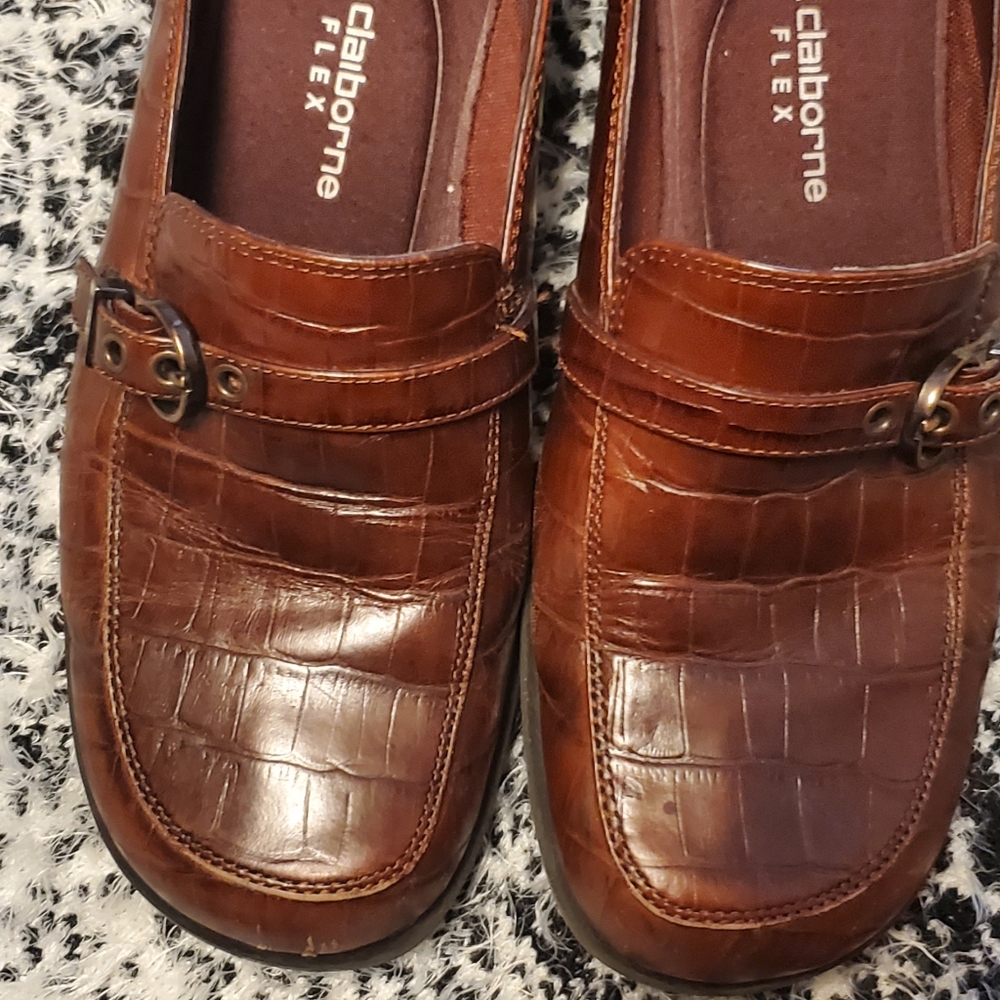 Liz claiborn flex Jenna super cute flex slip- on's w/ little buckle sz 8 - Picture 3 of 8